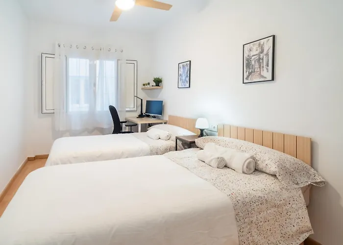 A 15 Minutos De La Juderia Con Parking Apartment