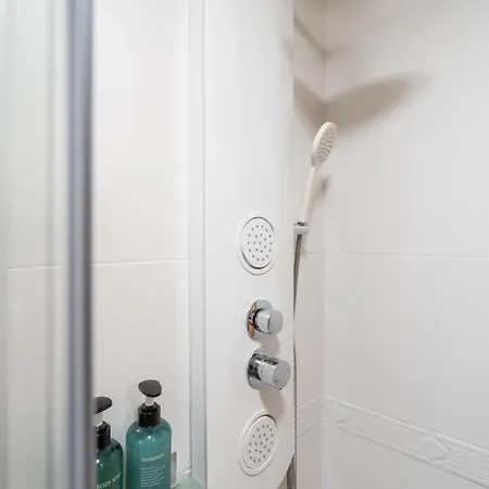 A 15 Minutos De La Judería Con Parking Apartamento