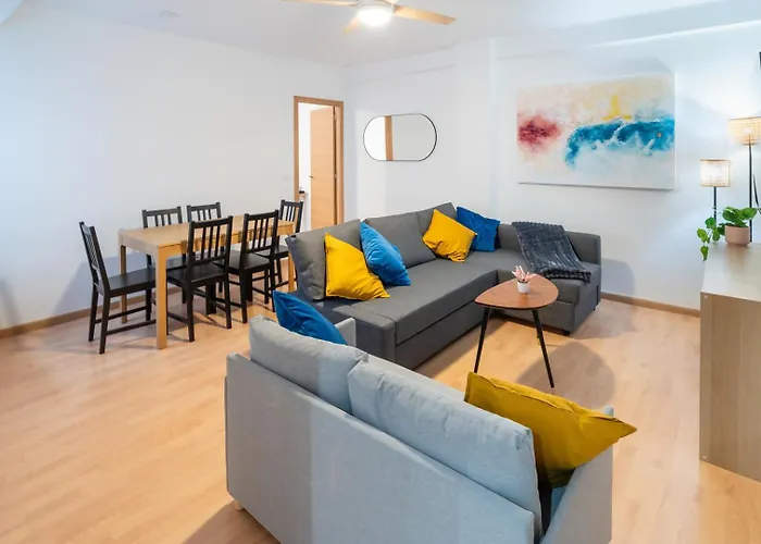 A 15 Minutos De La Juderia Con Parking