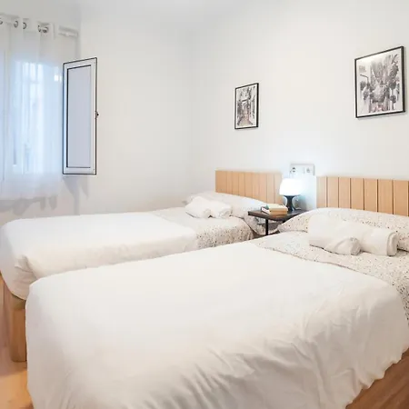 A 15 Minutos De La Juderia Con Parking Cordoba