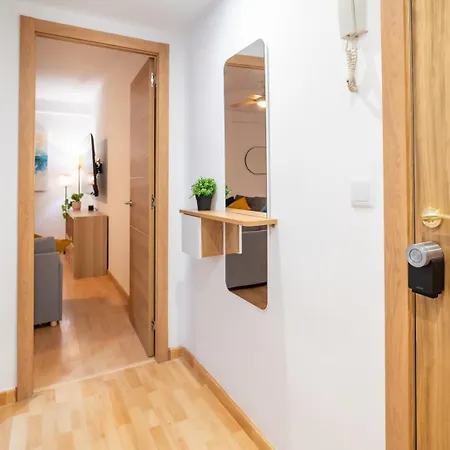 A 15 Minutos De La Juderia Con Parking Apartamento *